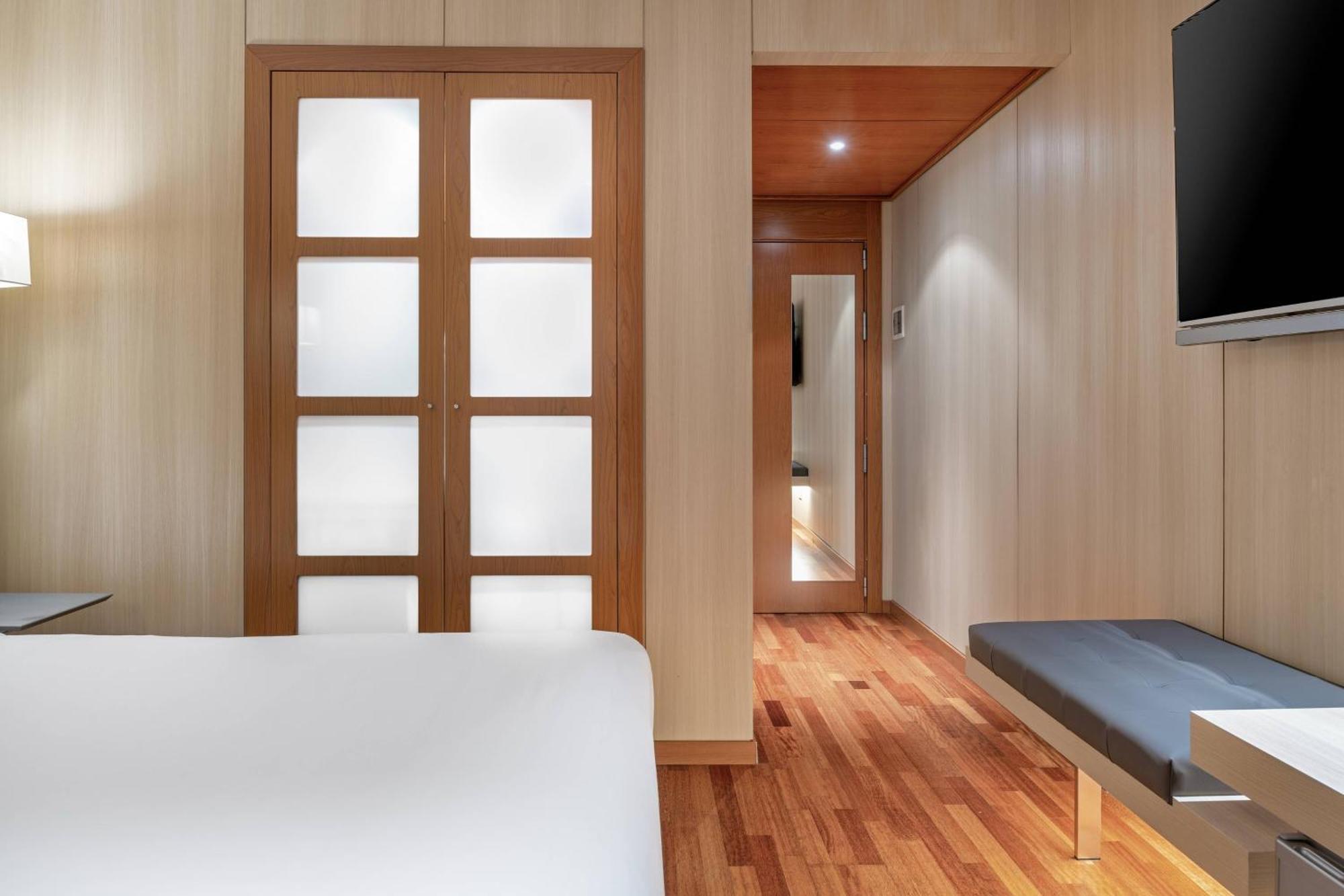 Ac Hotel Huelva By Marriott Luaran gambar