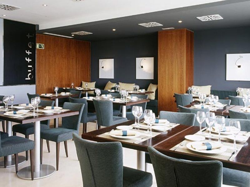 Ac Hotel Huelva By Marriott Restoran gambar