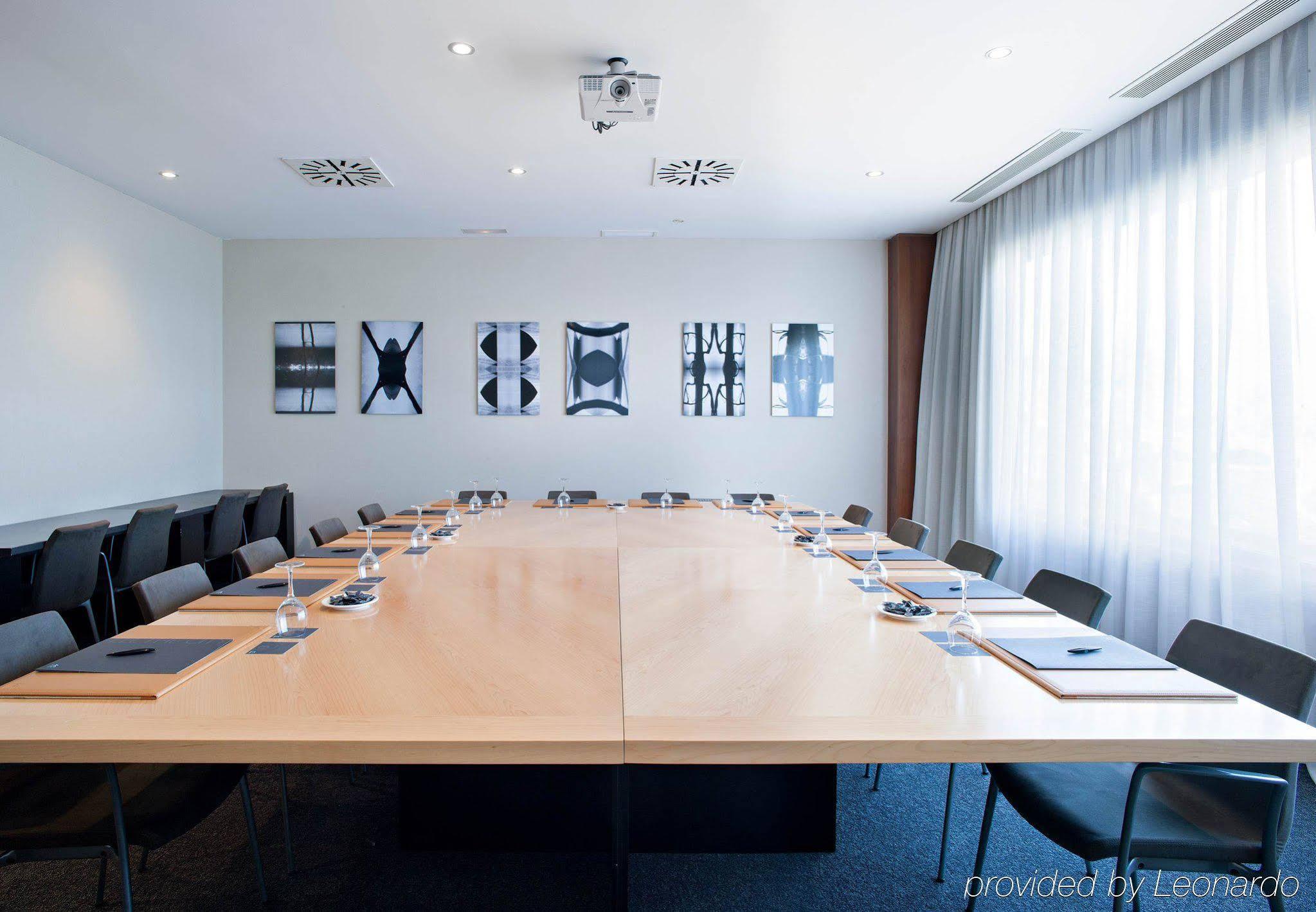 Ac Hotel Huelva By Marriott Luaran gambar